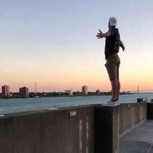 Meet your Posher, Kyle